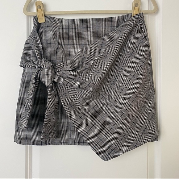Forever 21 plaid skirt - Picture 2 of 3